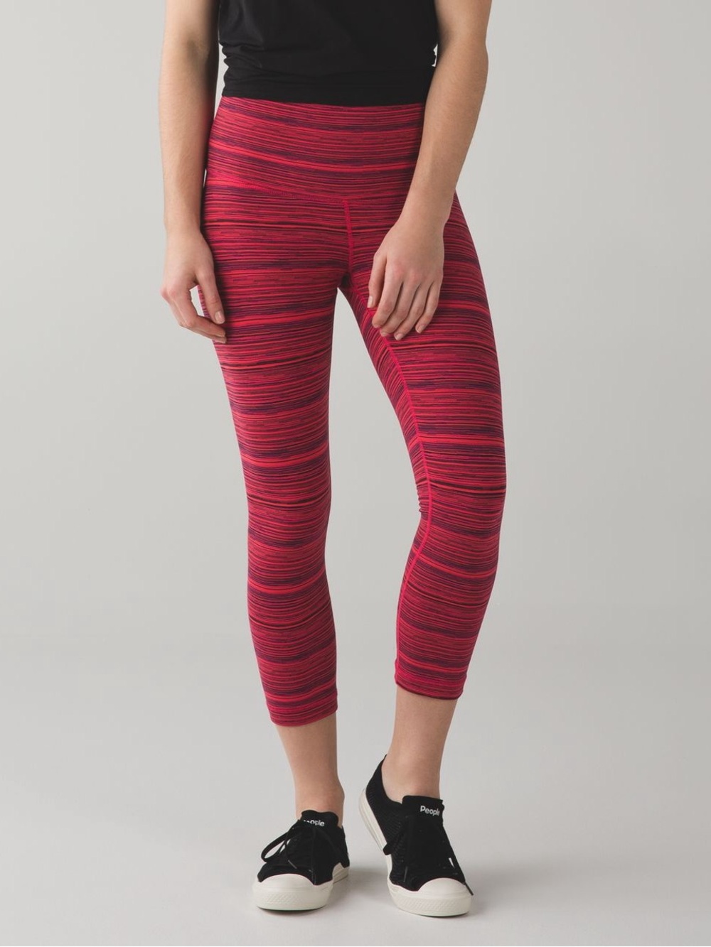 ✨ Lululemon Wunder Under Crop High-Rise Cyber Boom Juice Alarming Size 2‎